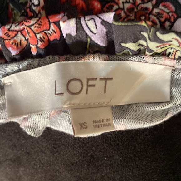 LOFT TOP - Picture 3 of 5